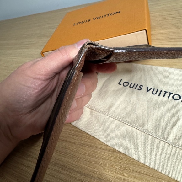 Louis Vuitton Monogram card holder - Picture 6 of 13